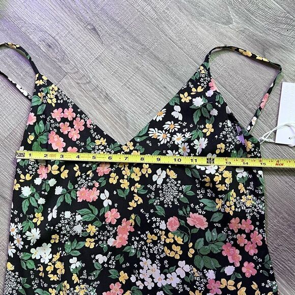 REFORMATION Marlowe dress in Flowery - Picture 13 of 13